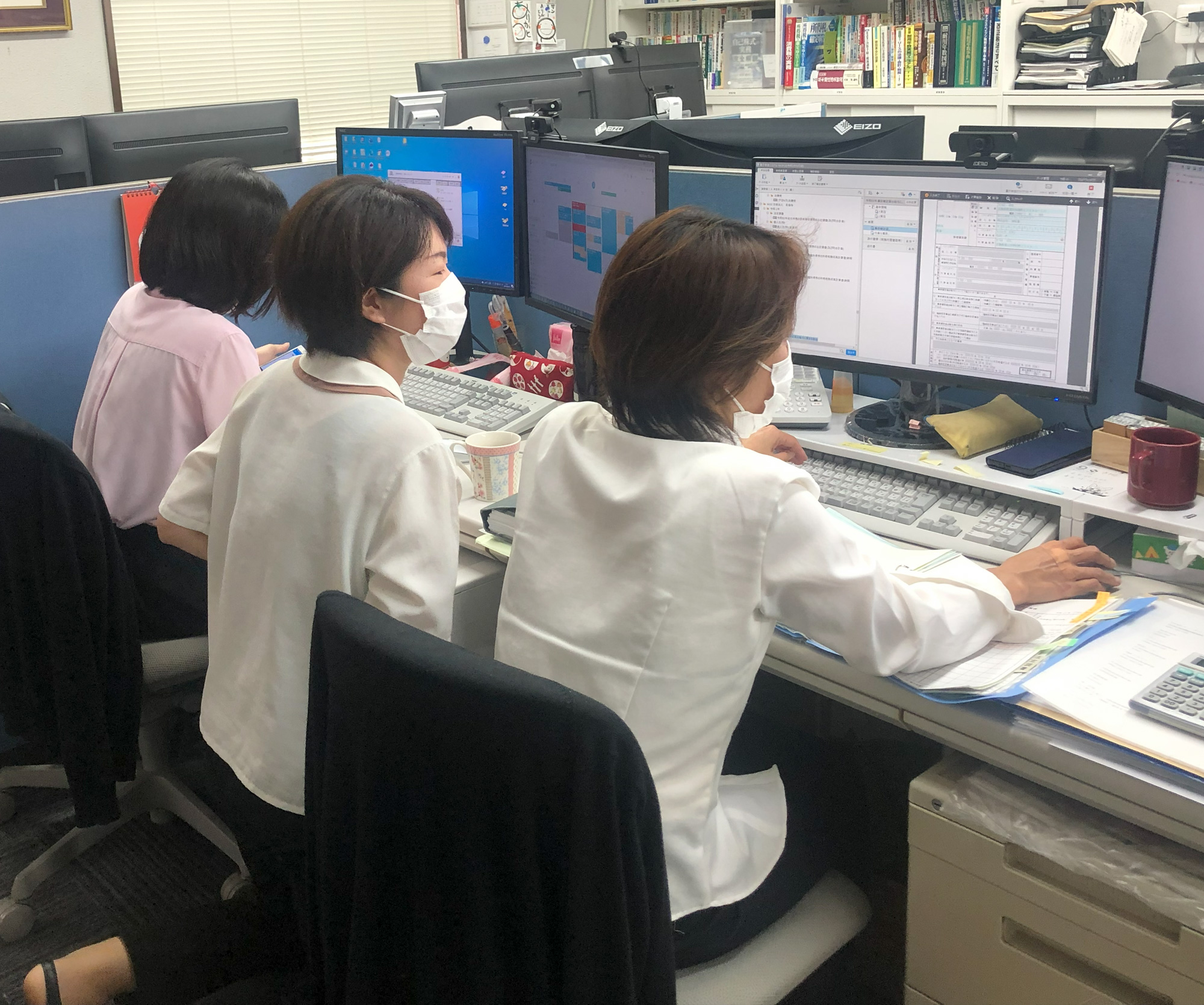 社員を知る - 働く社員の声 -
